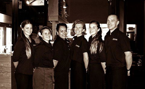 Wheelers Seafood Restaurant - Northern Rivers Accommodation 9