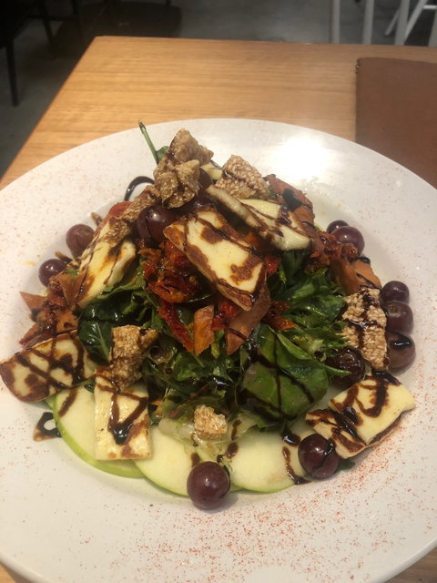 Urban Greek - Northern Rivers Accommodation 8