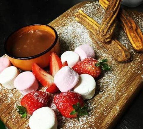 Agatha's Licensed Cafe - Northern Rivers Accommodation 13