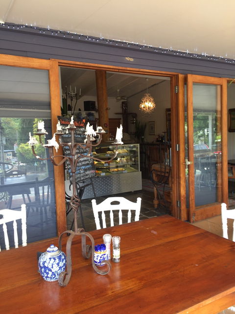 Uki Cafe - Northern Rivers Accommodation 2