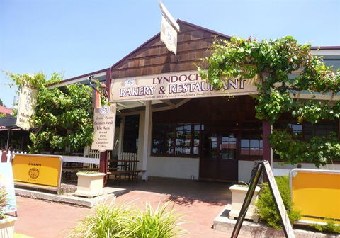 Lyndoch Bakery & Restaurant - Northern Rivers Accommodation 6