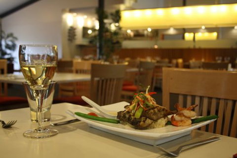 Barra On Todd Restaurant And Bar - Northern Rivers Accommodation 3