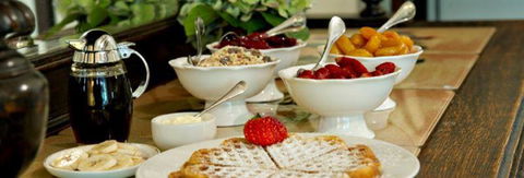 Ruby's Cafe - Northern Rivers Accommodation 12