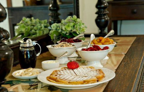 Ruby's Cafe - Northern Rivers Accommodation 4
