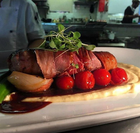 The Windsor Hotel - Northern Rivers Accommodation 24