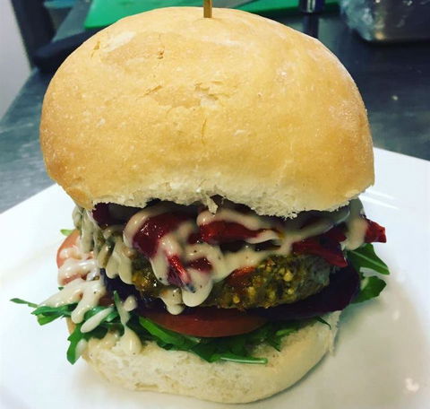Jones Beach Cafe & Bakery - Northern Rivers Accommodation 5
