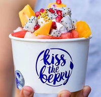 Kiss the Berry Burleigh Heads - Northern Rivers Accommodation