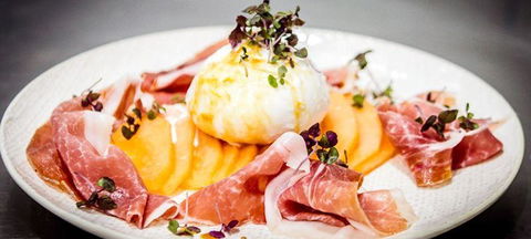Periwinkle Restaurant - Northern Rivers Accommodation 5