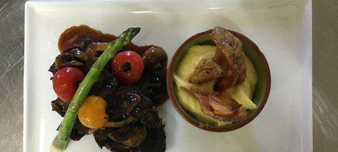 Broads Restaurant At Upper Reach Winery - Northern Rivers Accommodation 2
