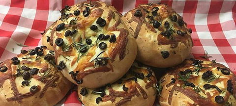 Belluci's Woden - Northern Rivers Accommodation 0