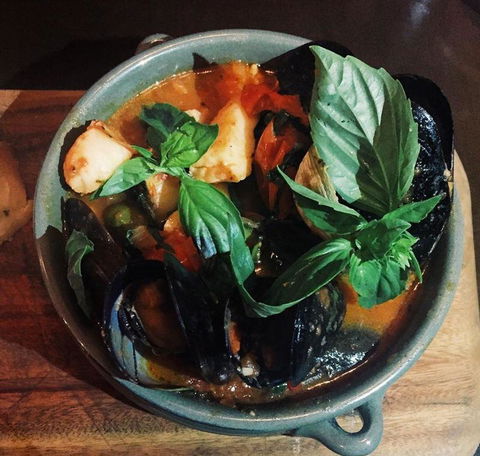 Belluci's Woden - Northern Rivers Accommodation 11