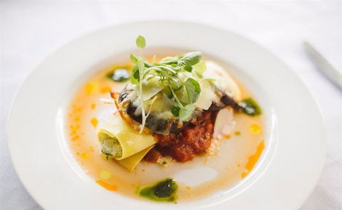 Belluci's Woden - Northern Rivers Accommodation 5