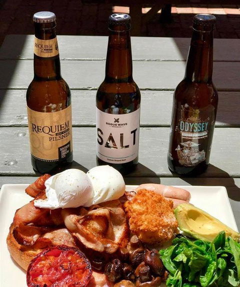 Famish'd - Northern Rivers Accommodation 11