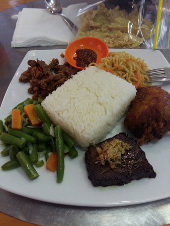 Ayuriz Cafe - Northern Rivers Accommodation 0