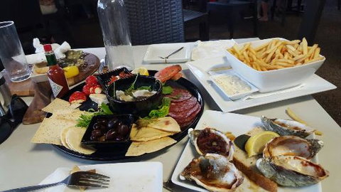 Oyster Bar Darwin - Northern Rivers Accommodation 0