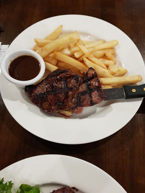 Parap Tavern - Northern Rivers Accommodation 5