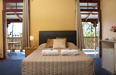 Yandina Hotel - Northern Rivers Accommodation 0