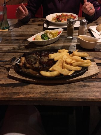 The Caves Country Pub - Northern Rivers Accommodation 5