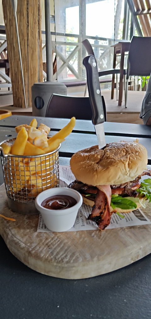 The Caves Country Pub - Northern Rivers Accommodation 6