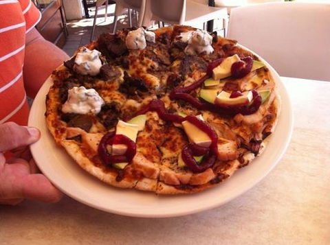 Zachary’s Gourmet Pizza Bar - Northern Rivers Accommodation 0