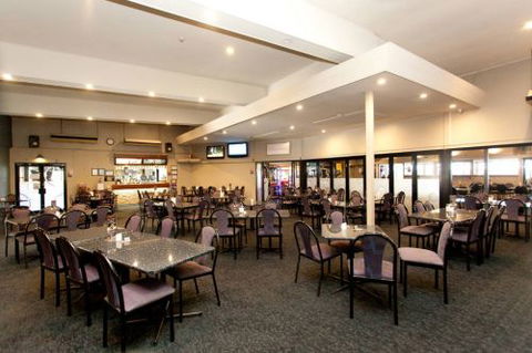 Manning River Hotel - Northern Rivers Accommodation 3