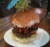 Dingo Beach Hotel - Northern Rivers Accommodation