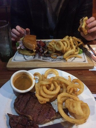 Hog’s Breath Cafe - Northern Rivers Accommodation 0