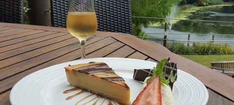 Cedar Creek Estate Vineyard & Winery Restaurant - Northern Rivers Accommodation 1