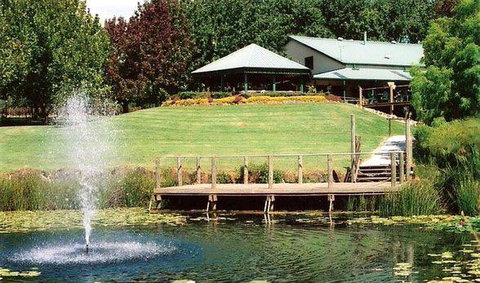 Cedar Creek Estate Vineyard & Winery Restaurant - Northern Rivers Accommodation 6