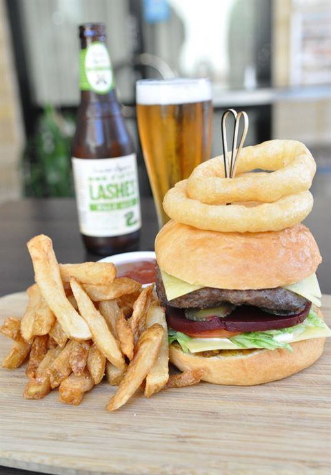 Firehouse Restaurant - Northern Rivers Accommodation 20