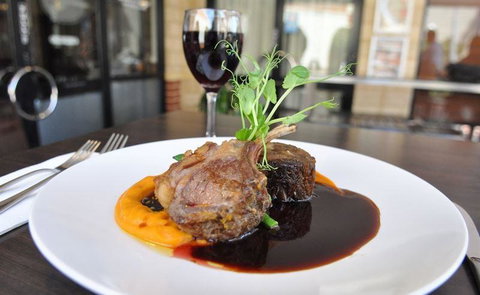 Firehouse Restaurant - Northern Rivers Accommodation 5