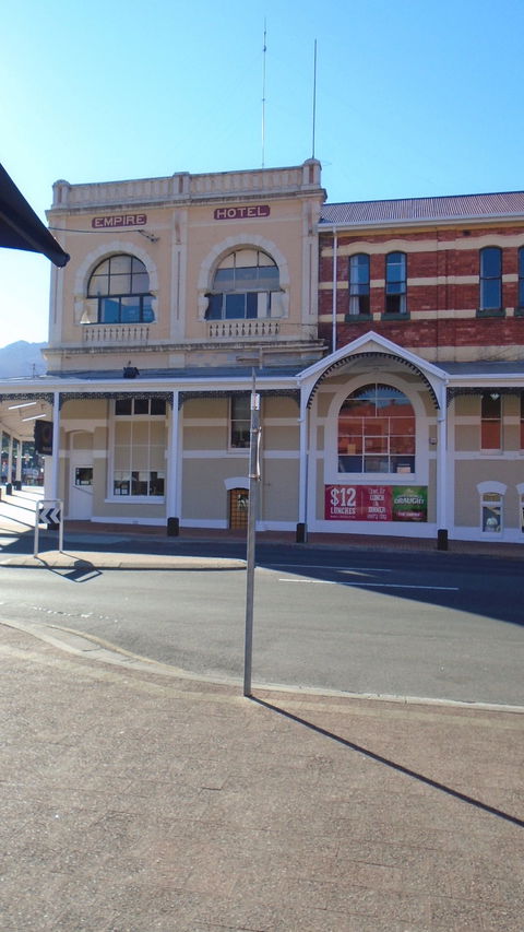 The Empire Hotel - Northern Rivers Accommodation 1