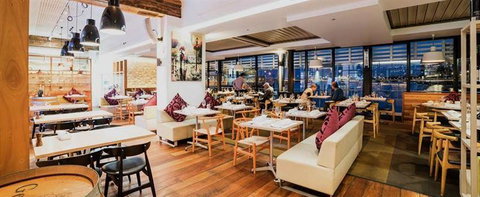 Three Monkeys Coffee & Tea House - Northern Rivers Accommodation 14