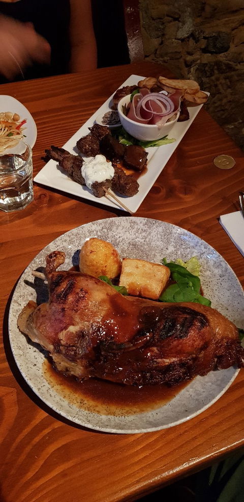 Ball And Chain Grill - Northern Rivers Accommodation 3