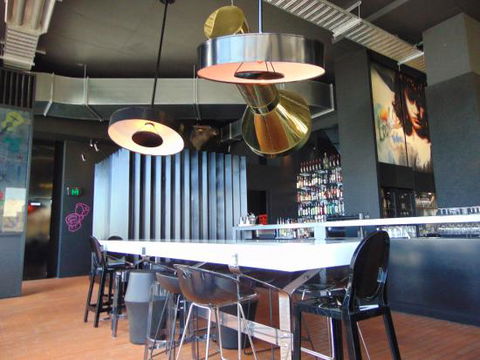 Frank Restaurant And Bar - Northern Rivers Accommodation 0