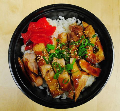 Niji Sushi & Noodle Bar - Northern Rivers Accommodation 0