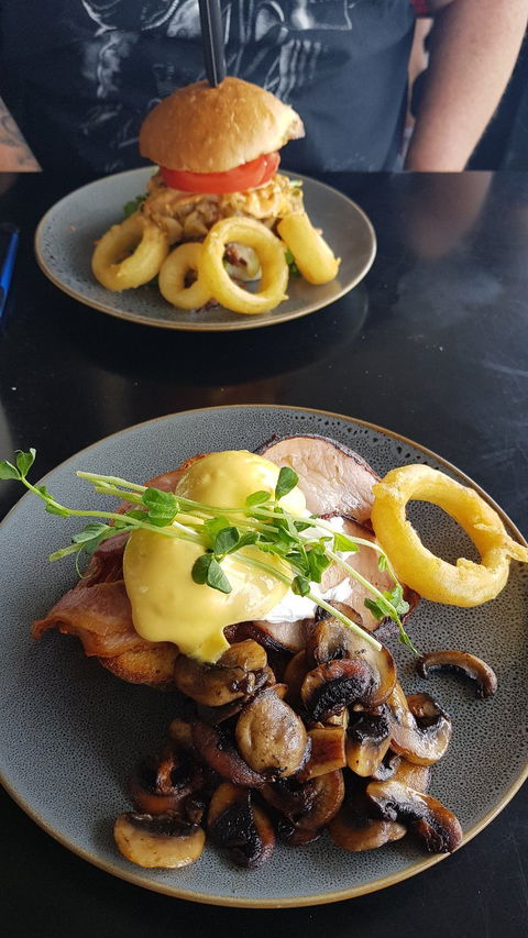 The Lansdowne Cafe - Northern Rivers Accommodation 4