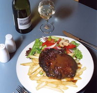 Bridge Hotel Bistro - Northern Rivers Accommodation
