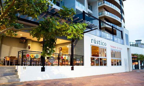 Rustico Tapas & Bar Rockingham - Northern Rivers Accommodation 11