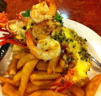 The Cray Seafood  Grill Restaurant - Northern Rivers Accommodation