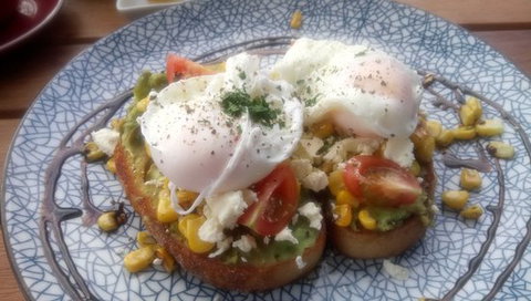 Lo's Cafe Fusion Bistro - Northern Rivers Accommodation 0