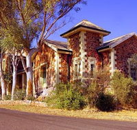 Mad Clappin' Harry's - Northern Rivers Accommodation