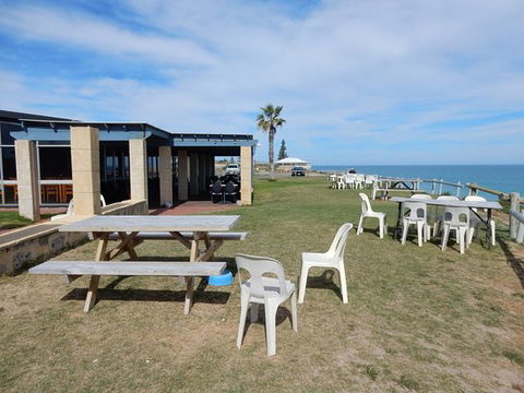 Seabird Tavern - Northern Rivers Accommodation 0