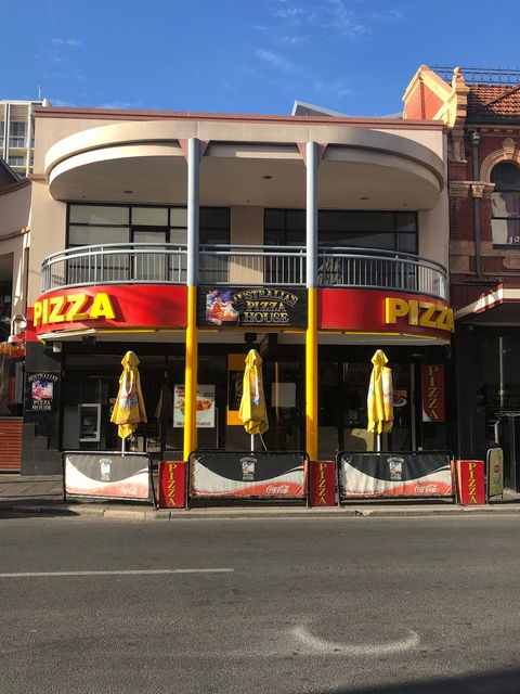 Australia's Pizza House - Northern Rivers Accommodation 1
