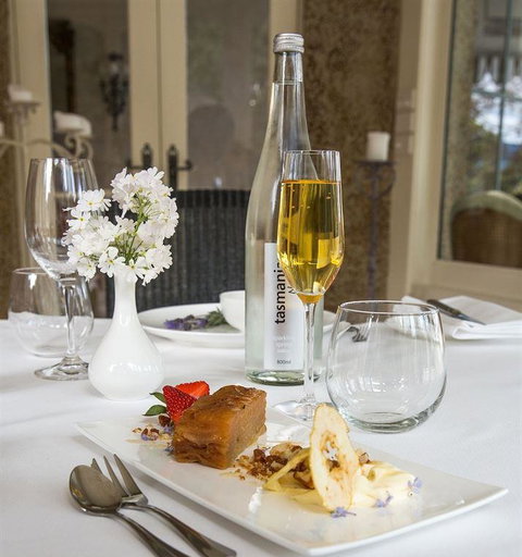 Bruni's Restaurant At Villa Howden - Northern Rivers Accommodation 8