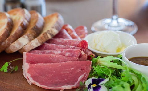 Summit Restaurant And Bar - Northern Rivers Accommodation 23