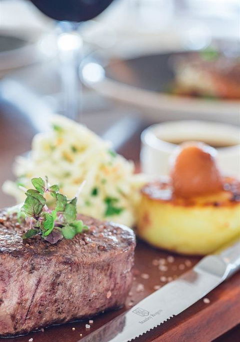 Summit Restaurant And Bar - Northern Rivers Accommodation 3