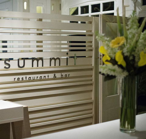 Summit Restaurant And Bar - Northern Rivers Accommodation 8