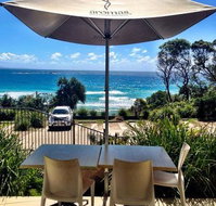 Manta Ray Bistro at Stradbroke Island Beach Hotel - Northern Rivers Accommodation