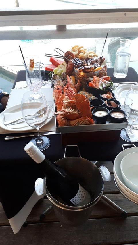 Tempest Seafood Restaurant & Teppanyaki Grill - Northern Rivers Accommodation 4